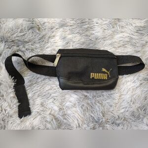 Puma Black Fanny Pack Buckle With Adjustable Strap Zipper Closure